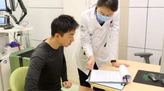 保障国家队 服务全社会|德尔康尼为北马跑友进行赛前专项运动机能评估