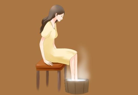 中医科普|泡脚水越烫越好？泡脚时间越长越好