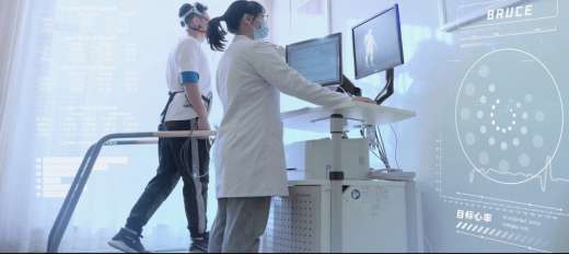 贾玲暴瘦100斤的传奇普通人可以复刻吗？专业的团队很重要