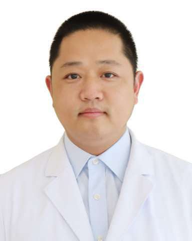 张柏青